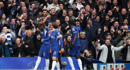 Man United ponder shock move for Chelsea defender