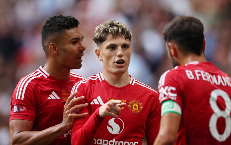 Man United agree new contract with key player
