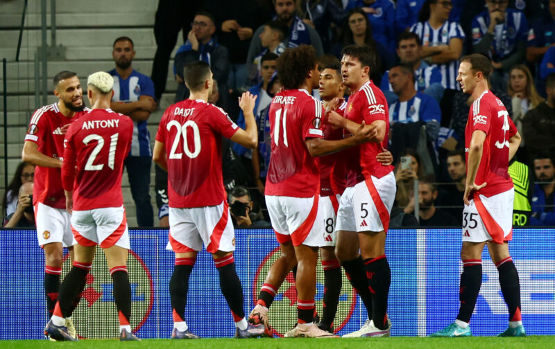 Man United to listen to cut price offers for defender