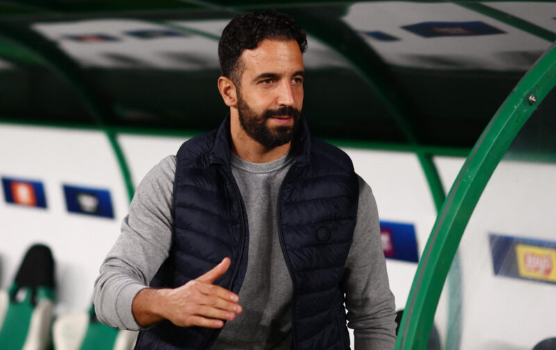 Man United eye shock move for Chelsea star