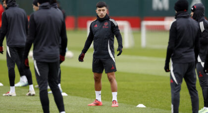 Man United star likely to stay put despite PSG interest