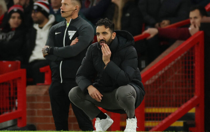 Man United stand firm amid Chelsea interest in midfielder