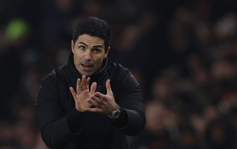 Arsenal make shot move for Premier League striker