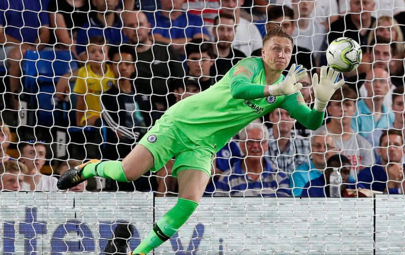 Ex-Chelsea ‘keeper on Man United’s transfer shortlist