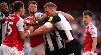 Arsenal in talks to sell international defender