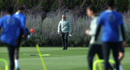 Chelsea to hold talks about move for Barcelona star