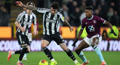 Chelsea plot shock move for Italy midfielder