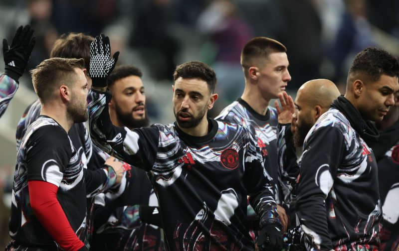 Man United plot contract talks with key player