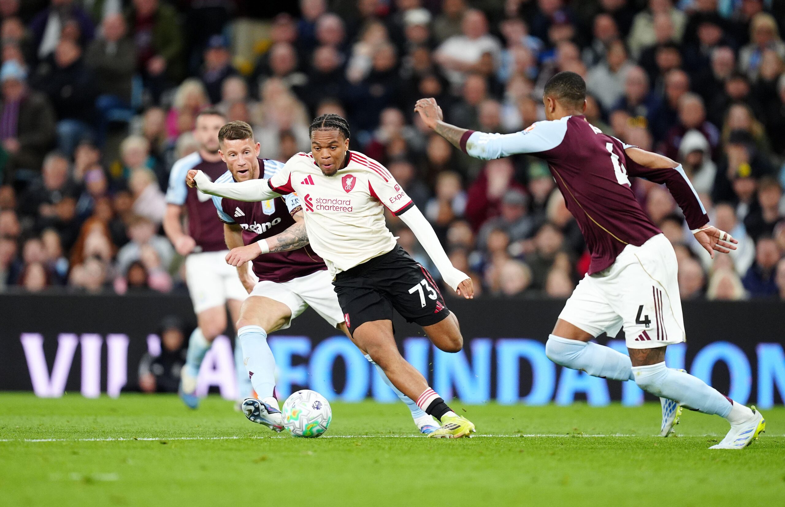 Liverpool working to agree new contract with winger | Shoot